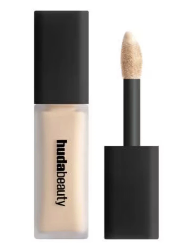 Huda Beauty FauxFilter Luminous Matte Liquid Concealer